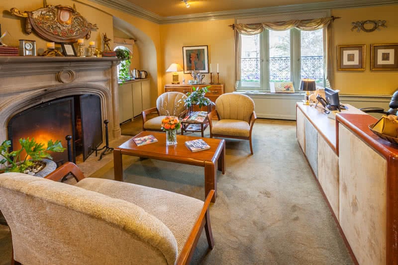 Governor's Dental Park Waiting Room